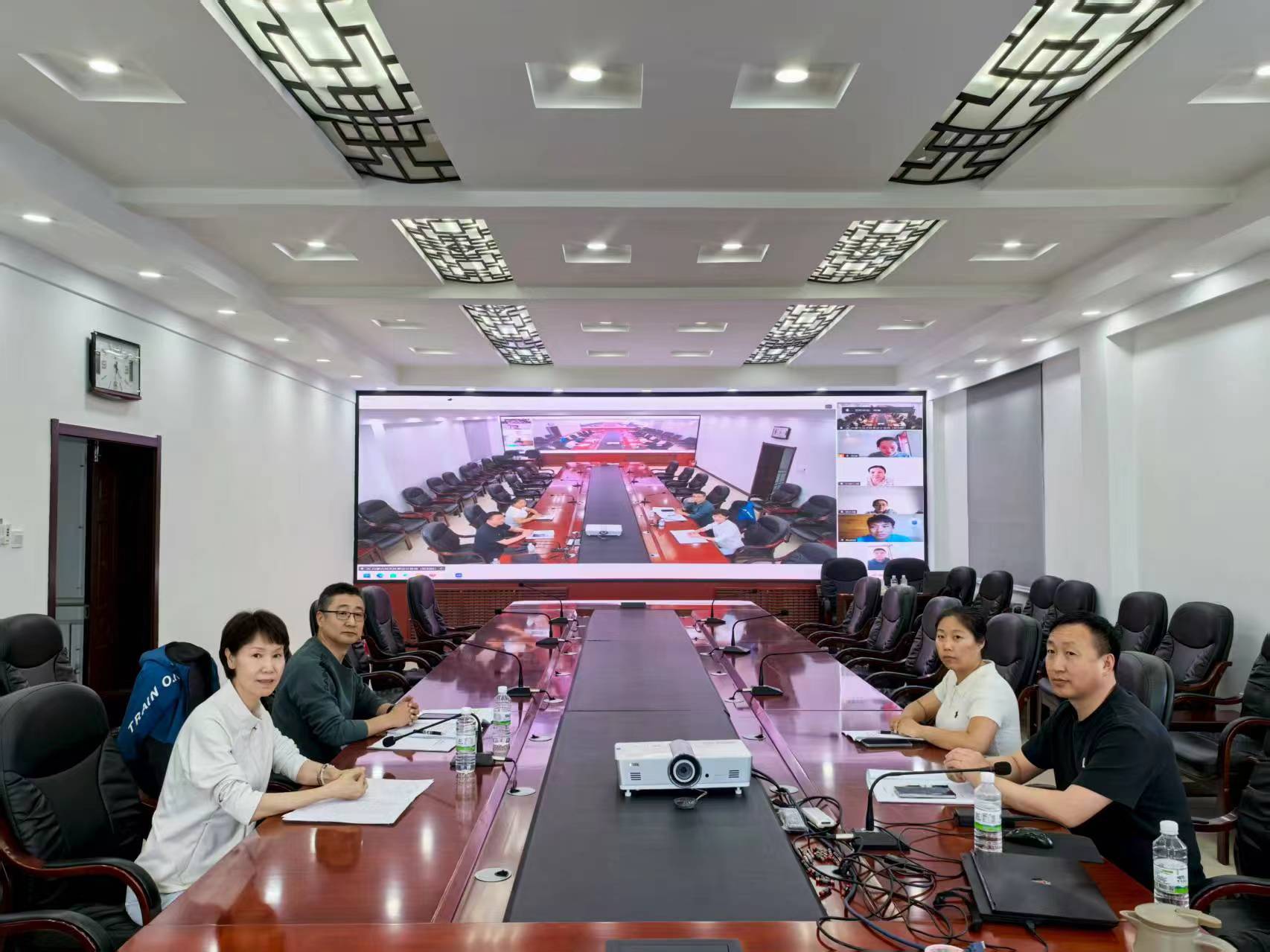 規(guī)劃設計室黨支部召開深入貫徹中央八項規(guī)定精神學習教育總結會